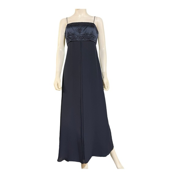 Michaelangelo Navy Blue Empire Cut Gown, 8 - Picture 4 of 9